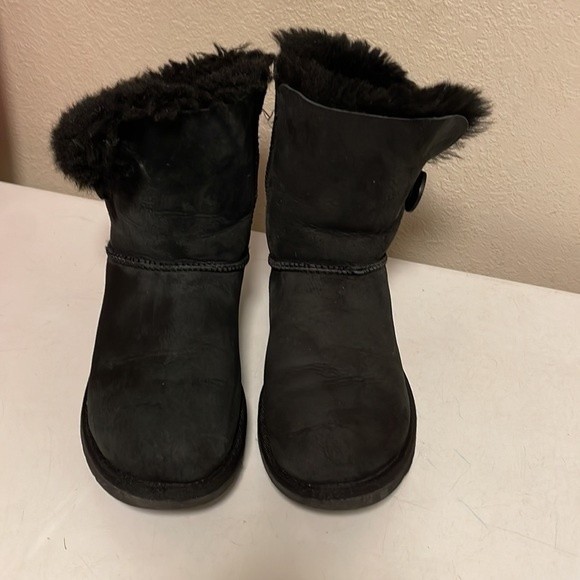 UGGS Bailey‎ Button II Boot - Picture 3 of 8